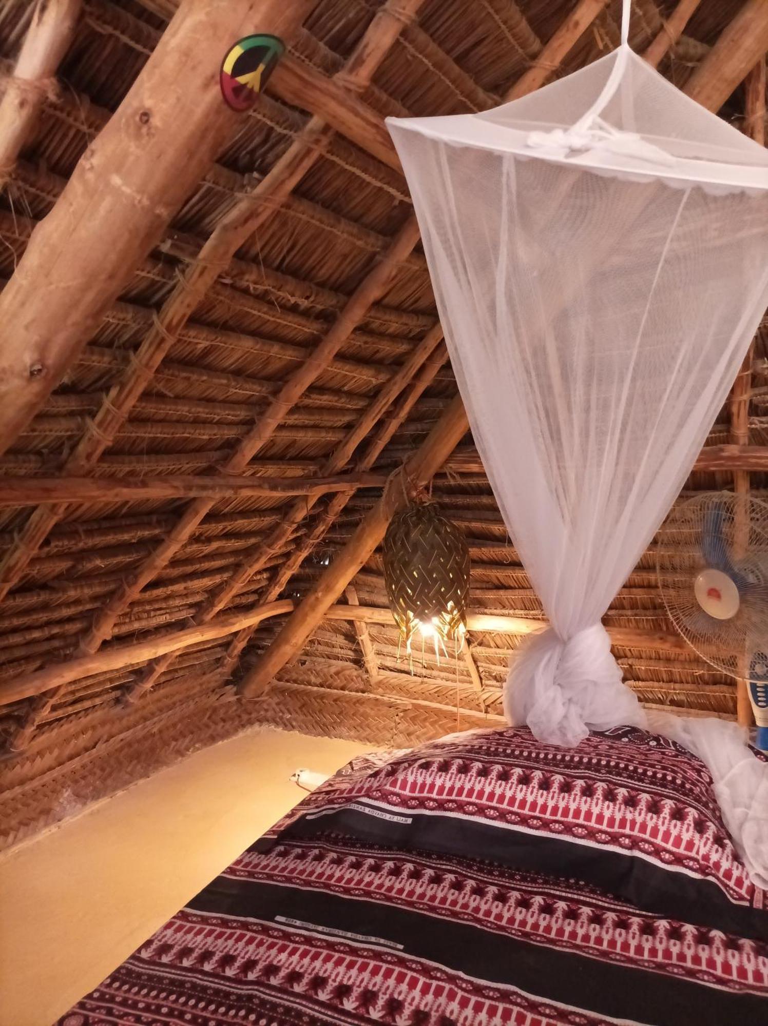 Mamarasta Bed & Breakfast Bwejuu Dış mekan fotoğraf