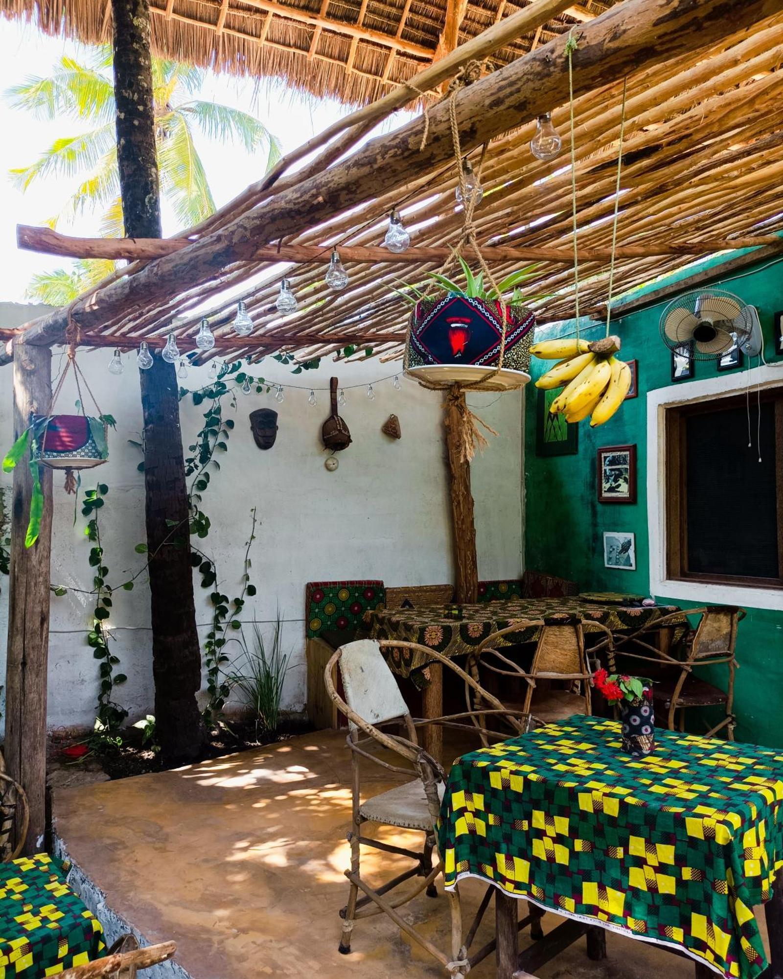 Mamarasta Bed & Breakfast Bwejuu Dış mekan fotoğraf