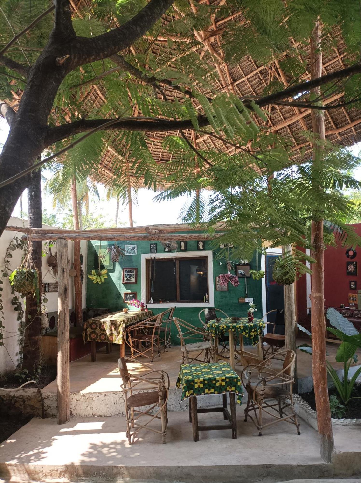 Mamarasta Bed & Breakfast Bwejuu Dış mekan fotoğraf